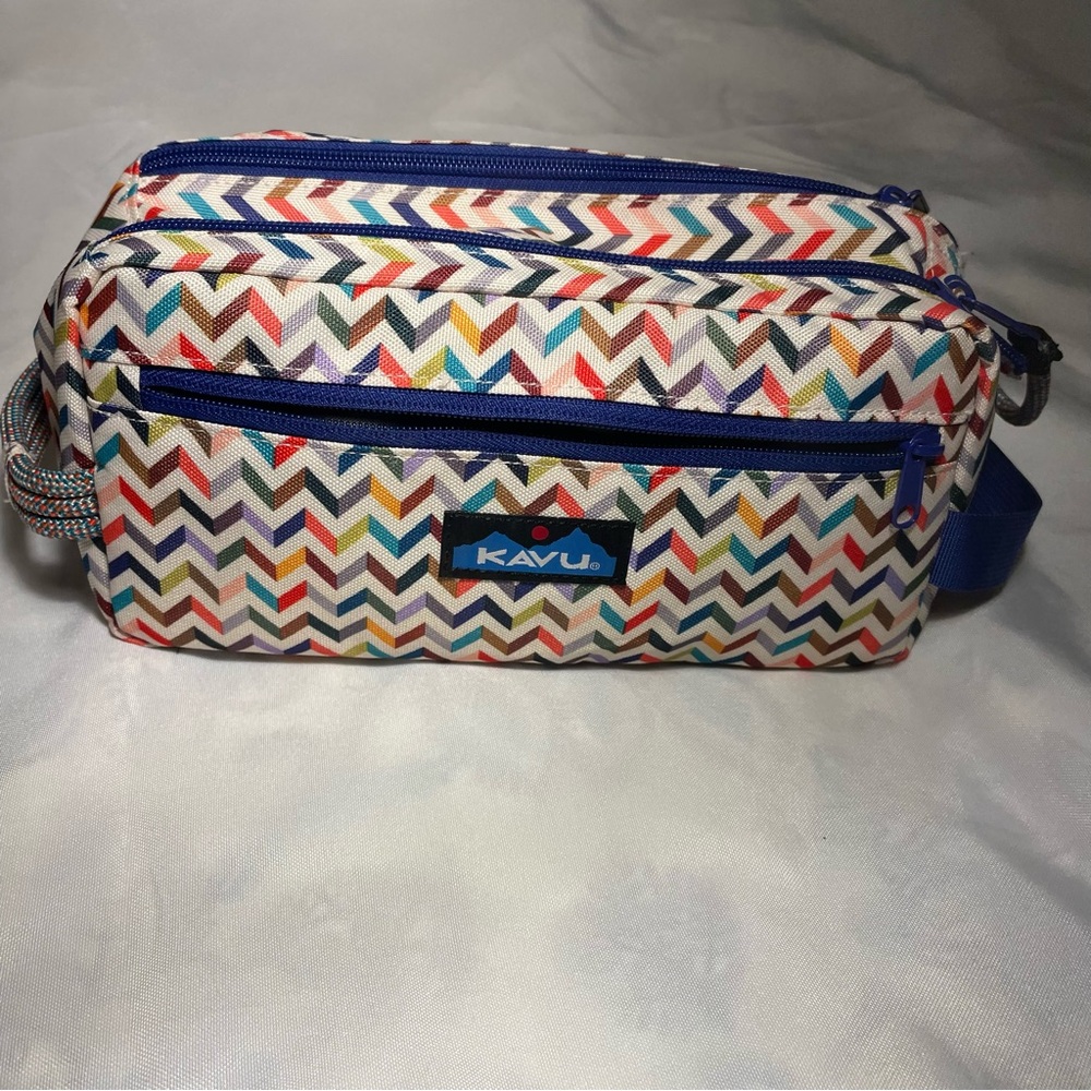 Kavu Multicolor Chevron Toiletry Bag with Blue Zippers